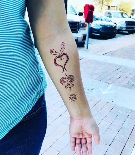 All Hearts Henna Tattoos - Image 4