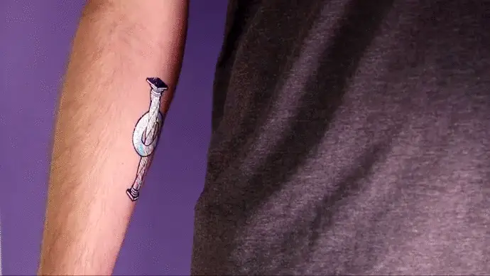 Column Ring - Holographic Tattoonie - Image 3