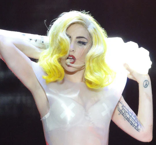 Lady GaGa - Peace Tattoo - Image 3