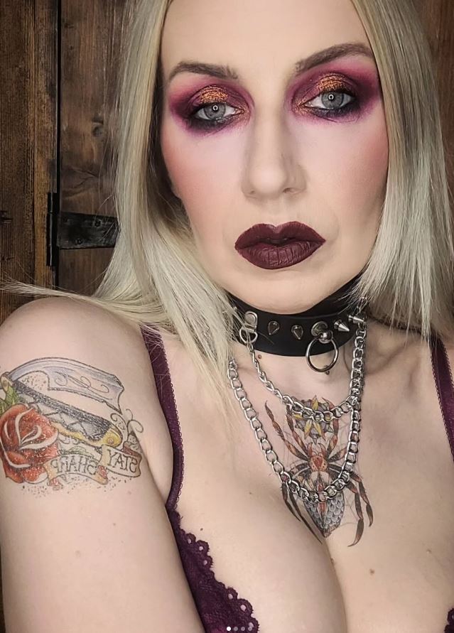 Neck Tattoos Spider - Tinsley Transfers