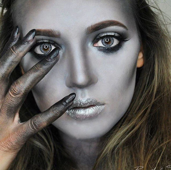 Silver Glitteratti Violent Lips (3 Lip Tattoo Sets) - Image 4