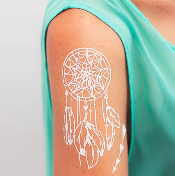 White Holidays 2 - Tattoonie - Image 3