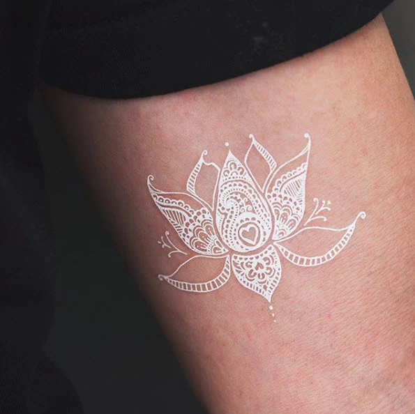 White Holidays - Tattoonie - Image 3