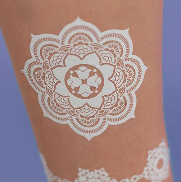 White Holidays - Tattoonie - Image 4