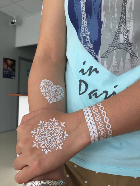 White Lace Hearts & Wings Tattoo - Image 3