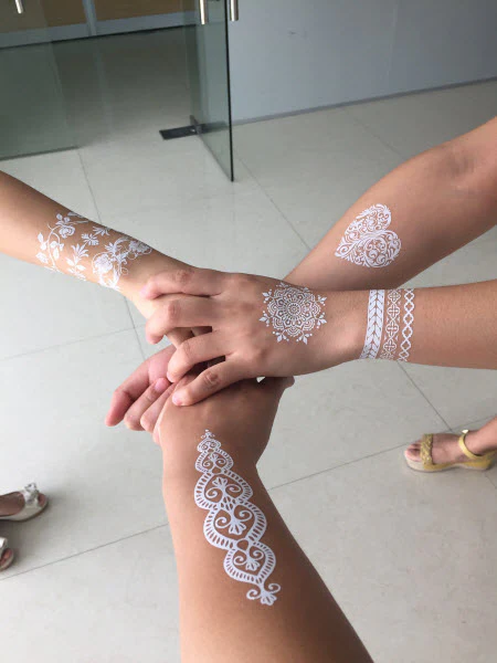 White Lace Henna Style Tattoo - Image 5