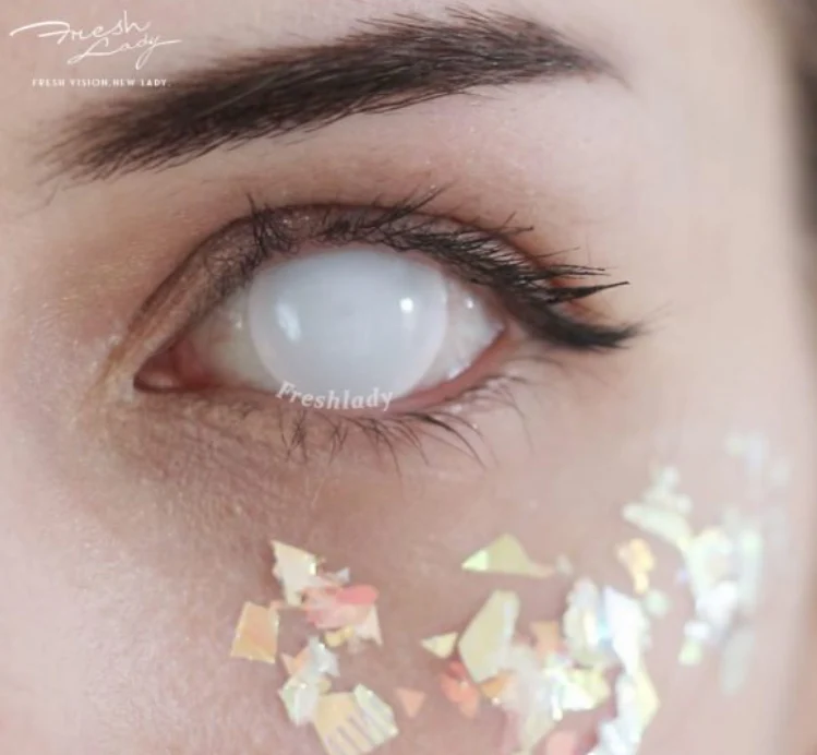 White Out Coloured Contact Lenses - Image 4