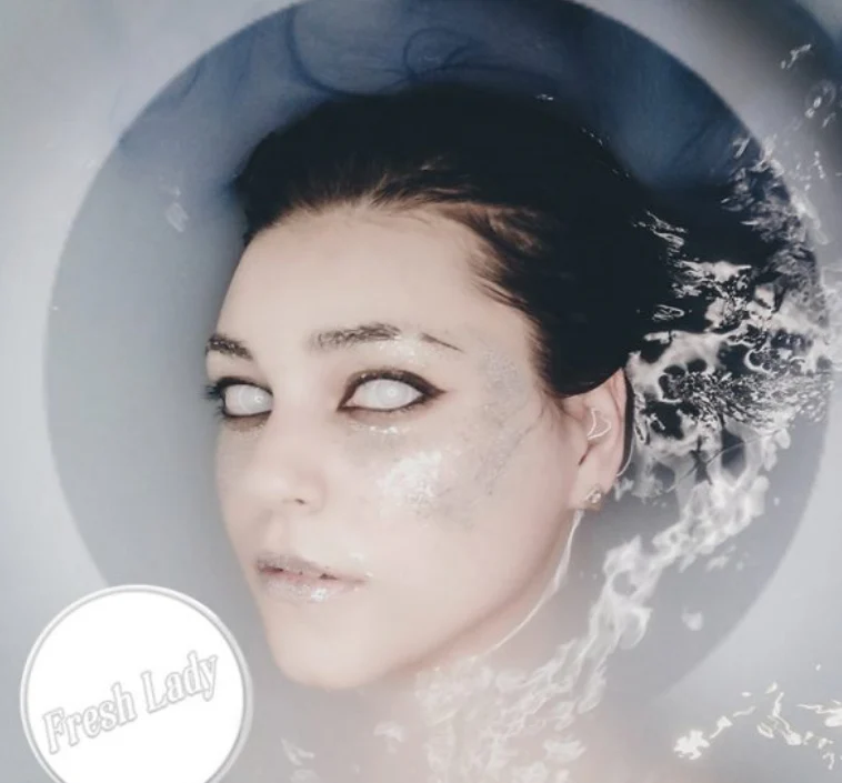 White Out Coloured Contact Lenses - Image 6
